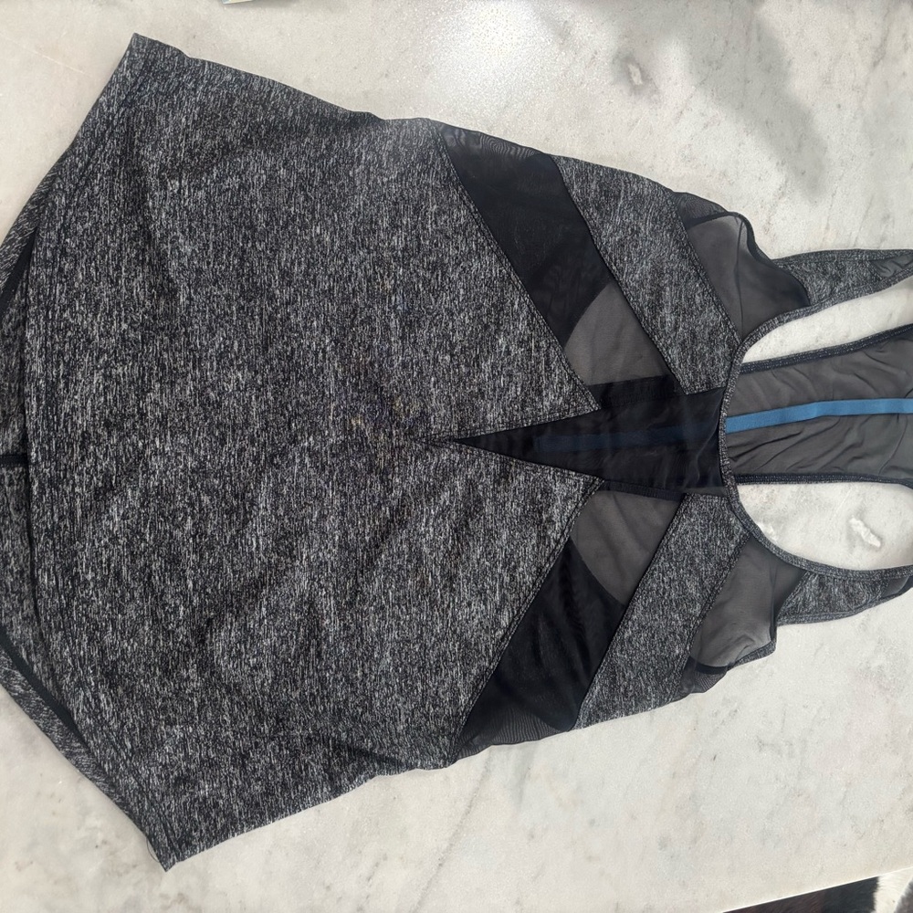 lululemon athletica Black and Gray Muscle Tee - Picture 2 of 4